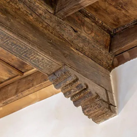 Vegri 11 アパート *