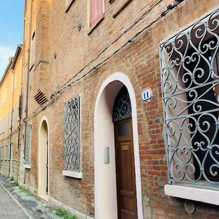 アパート Vegri 11 *